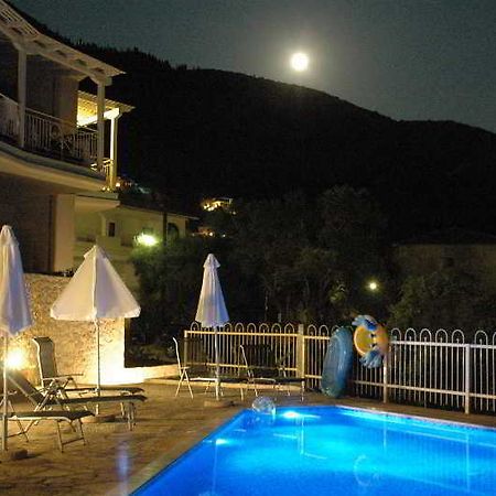 Rouda Bay Hotel ミクロス・ギアロス エクステリア 写真